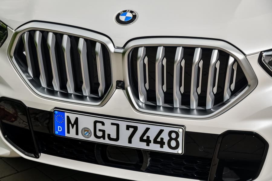 Детали экстерьера BMW X6 xDrive30d M Sport (G06) 2019 года  (WW) (фото 31 из 38)